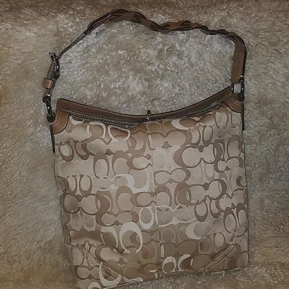 Purse - Picture 2 of 5